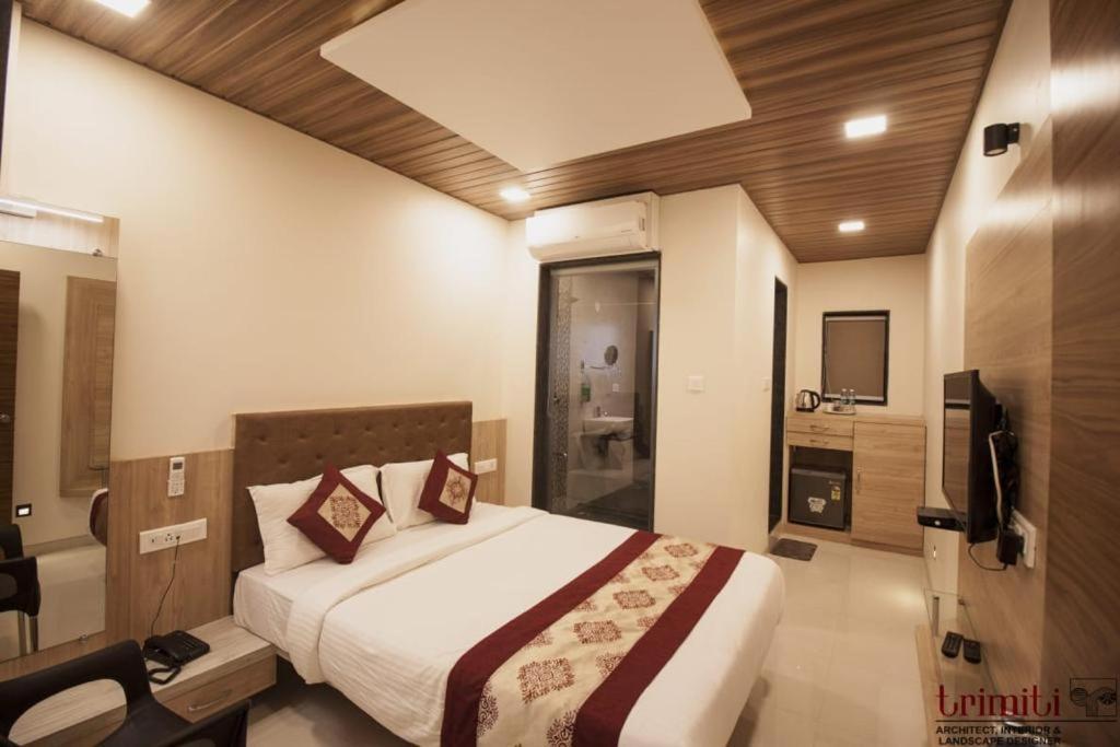 Onella Regency Hotell Panchgani Exteriör bild