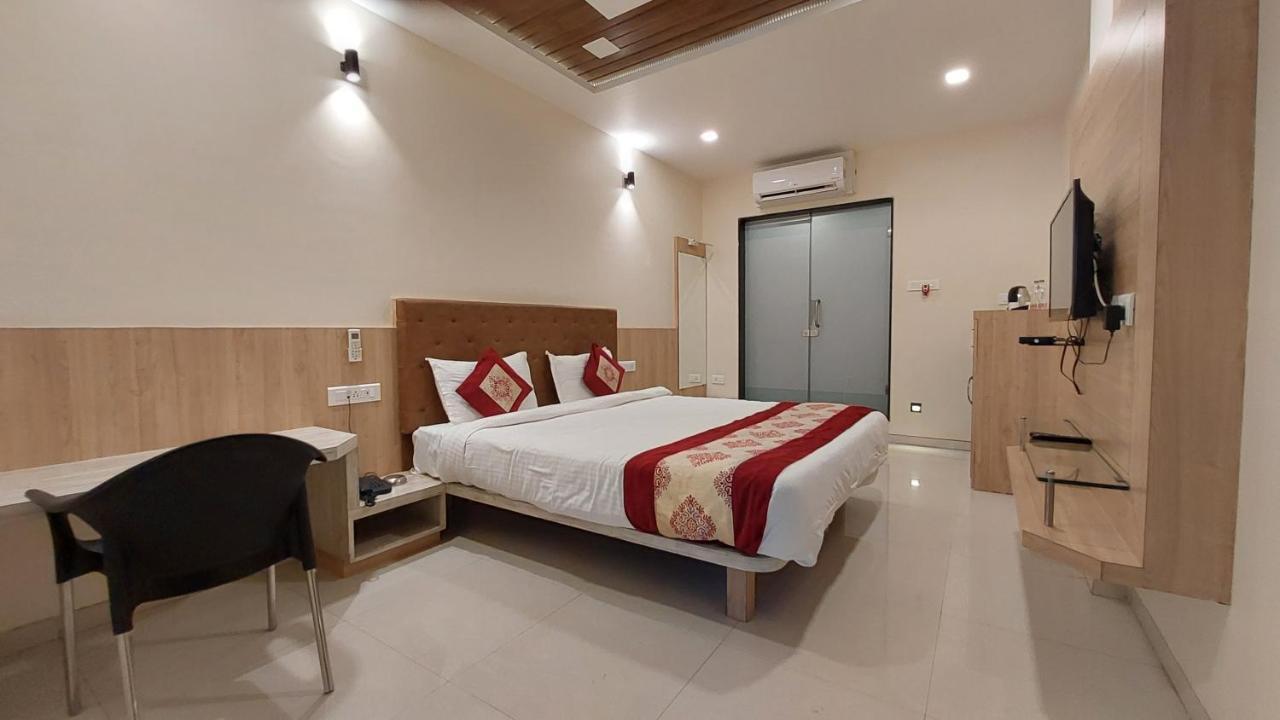 Onella Regency Hotell Panchgani Exteriör bild