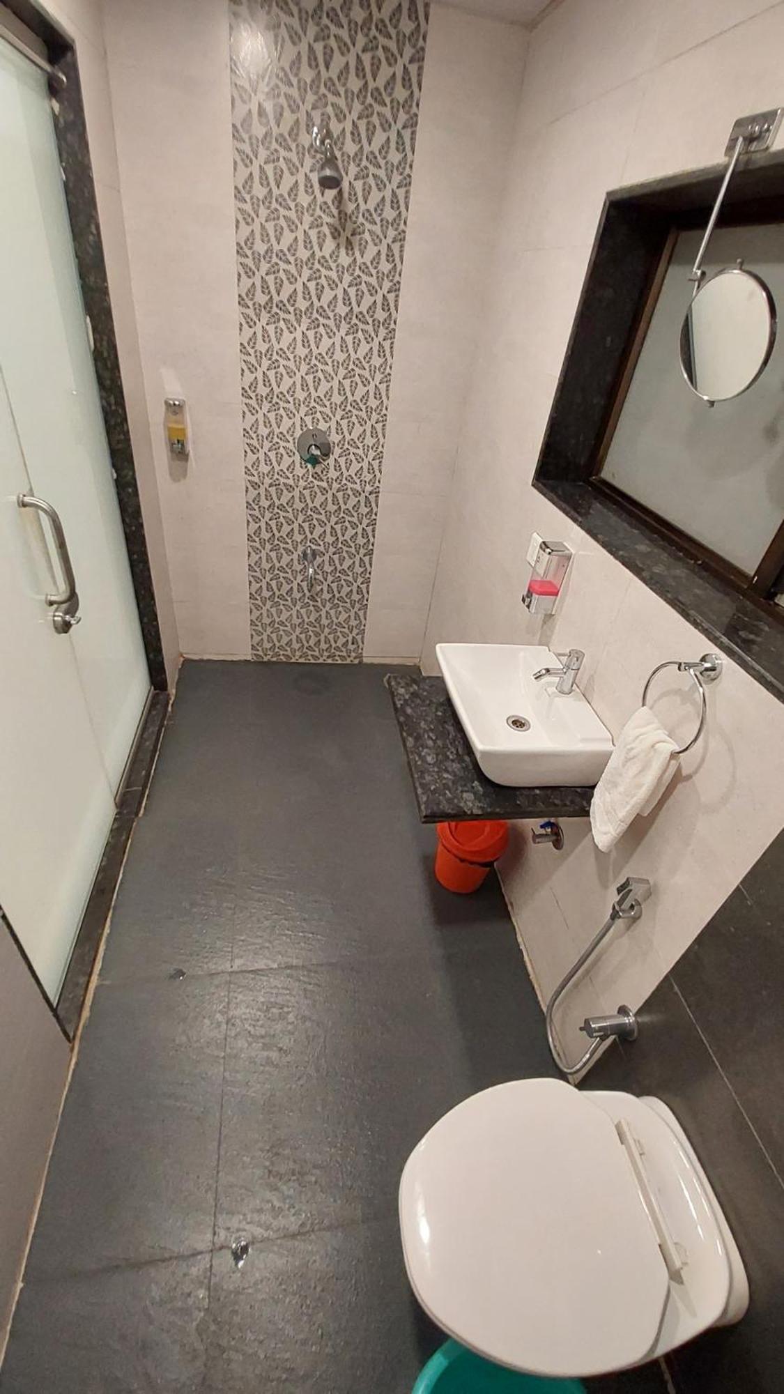 Onella Regency Hotell Panchgani Exteriör bild