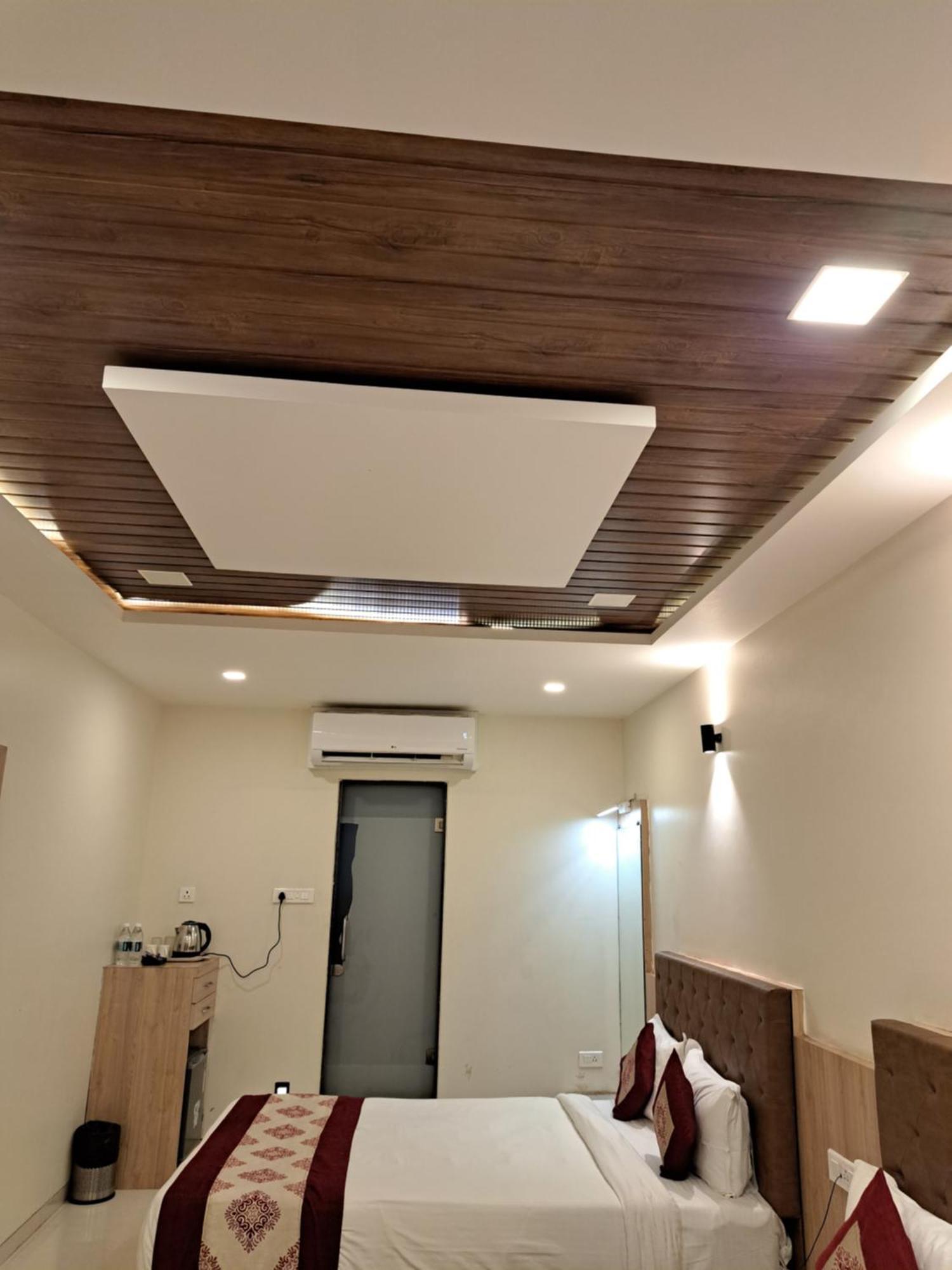 Onella Regency Hotell Panchgani Exteriör bild