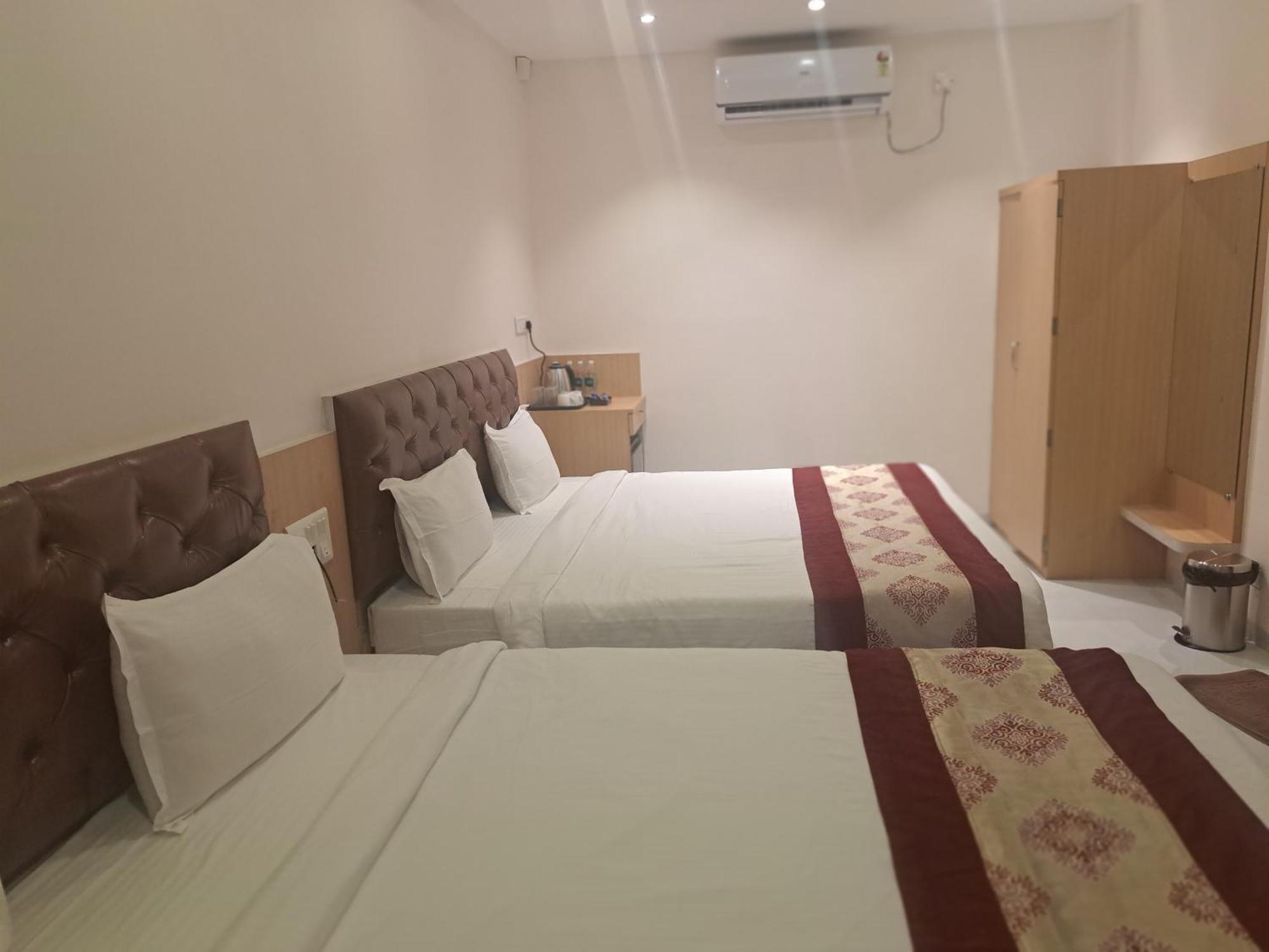 Onella Regency Hotell Panchgani Exteriör bild